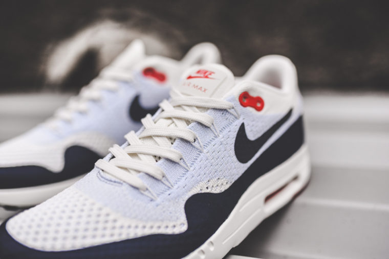 air max 1 flyknit obsidian