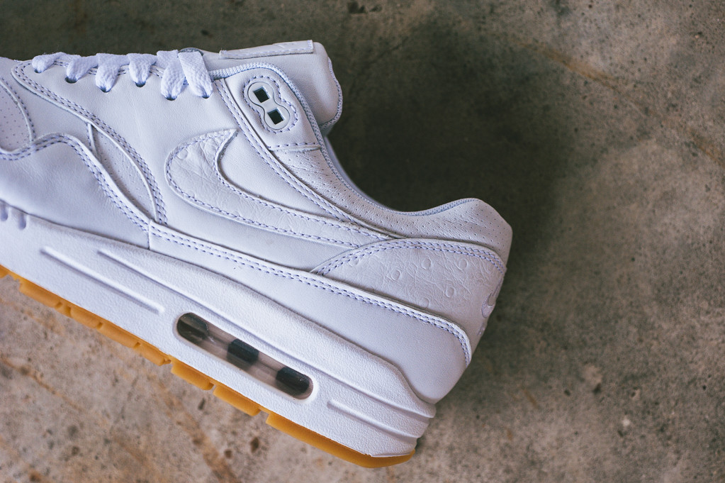 air max 1 leather white