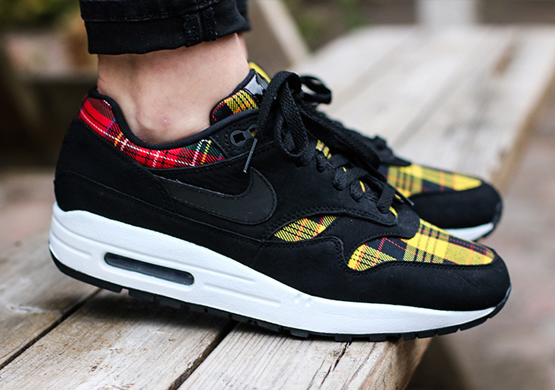 tartan tns nike