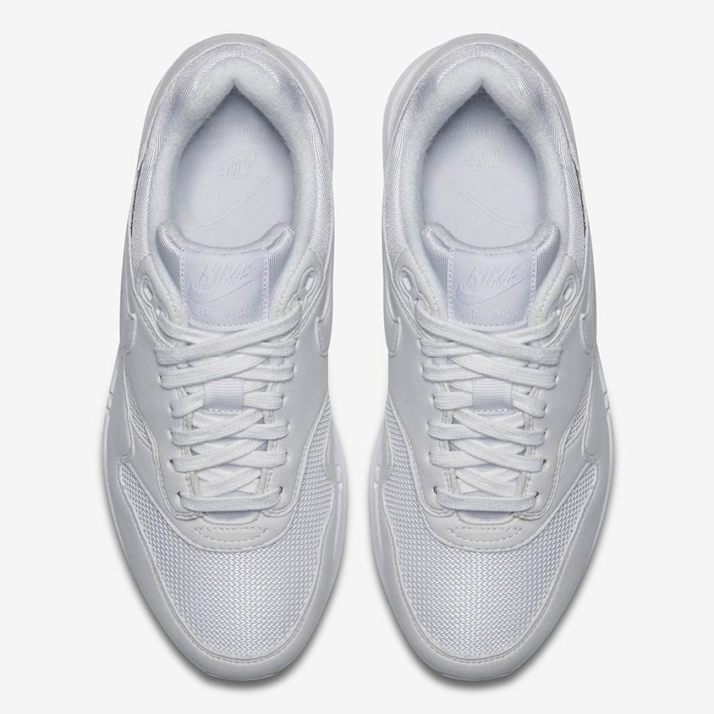 air max 1 triple white mens