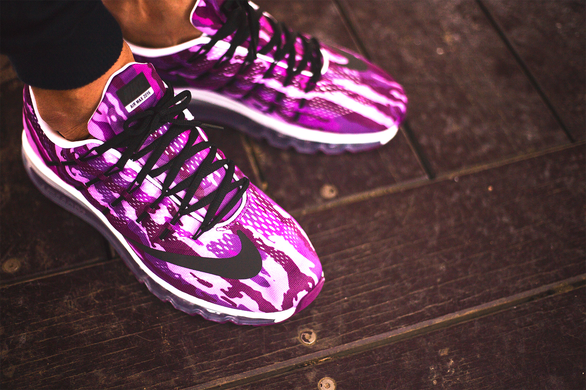 pink and purple nike air max