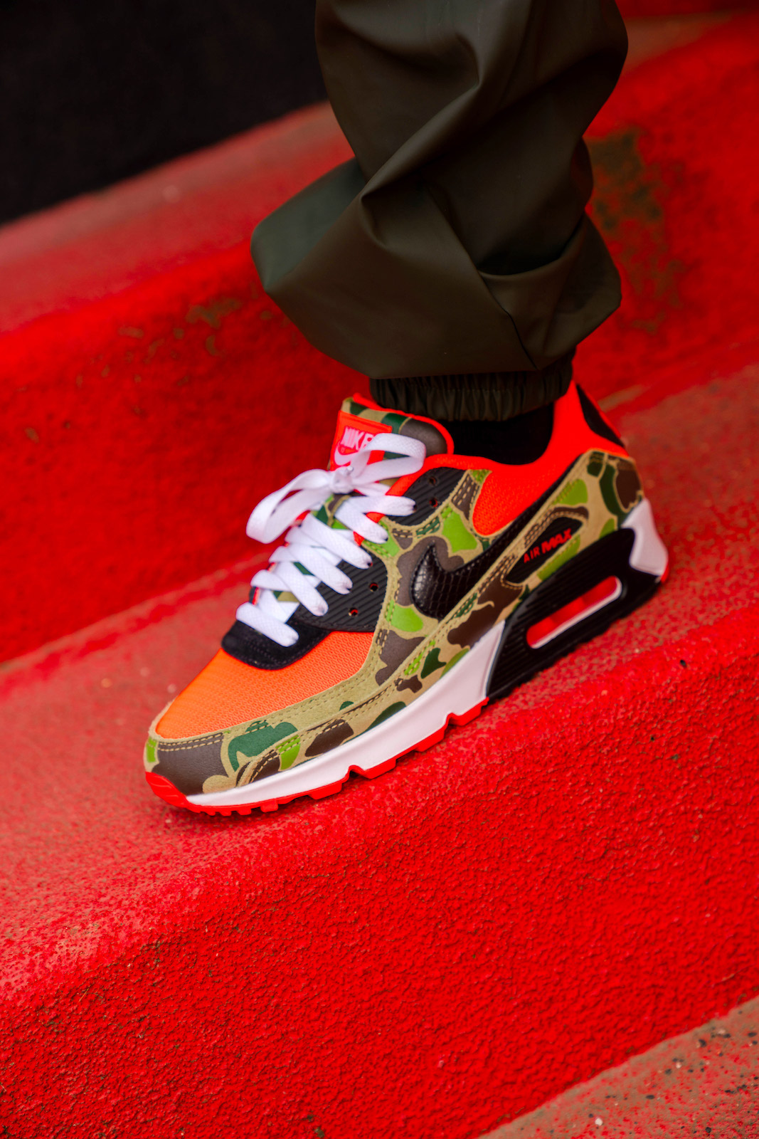 nike duck camo trainers
