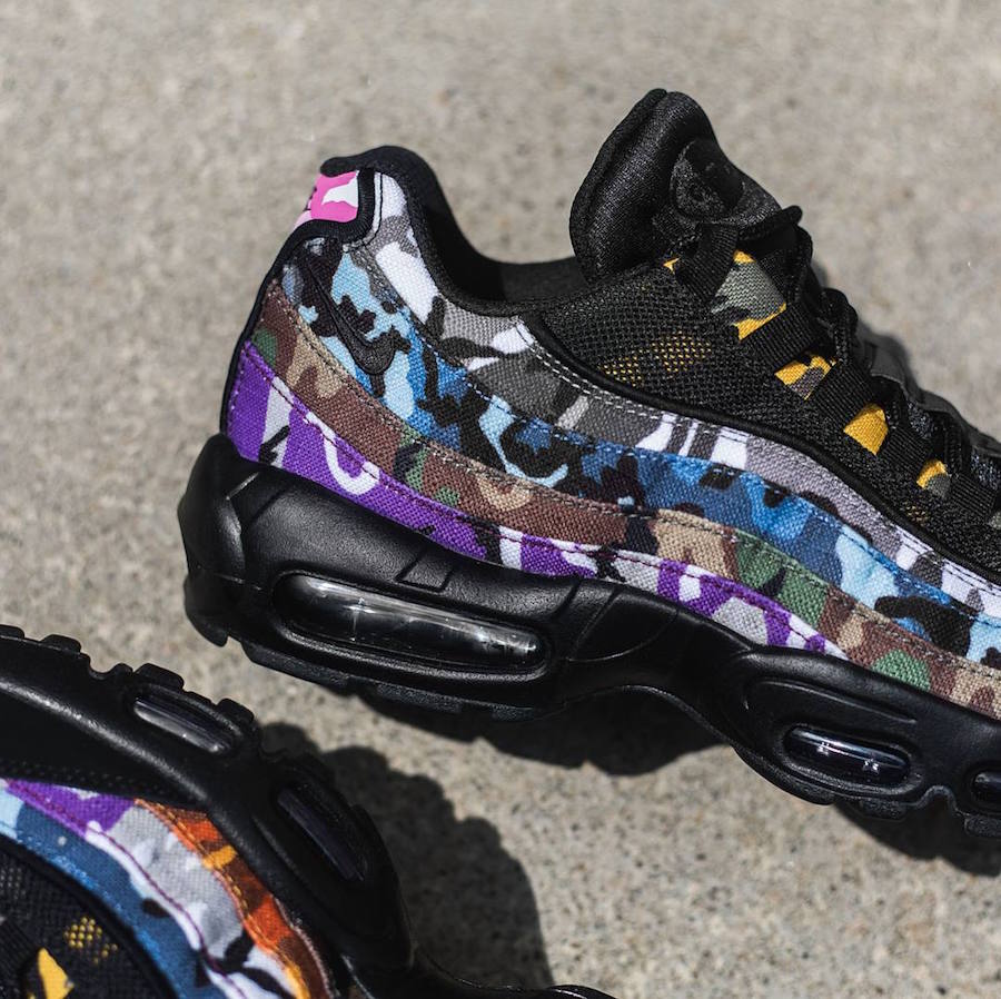 black camo air max 95