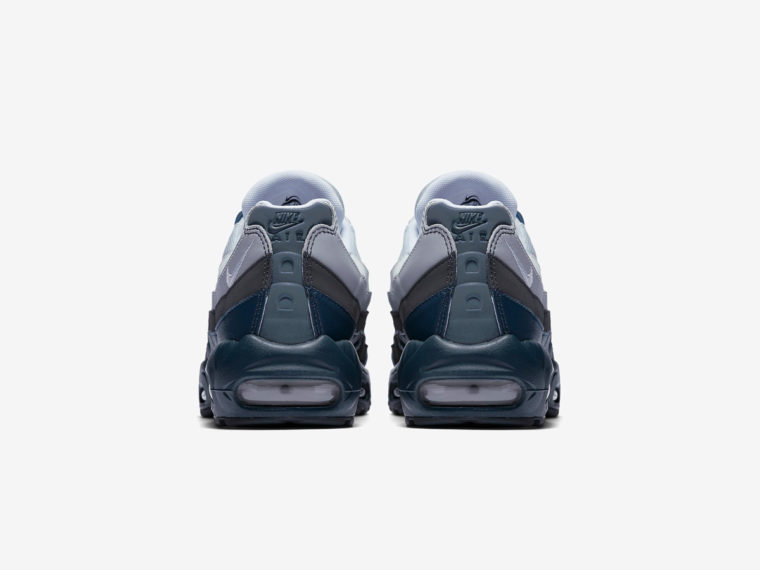 Nike Air Max 95 Yankee : Now Available | WAVEÂ®