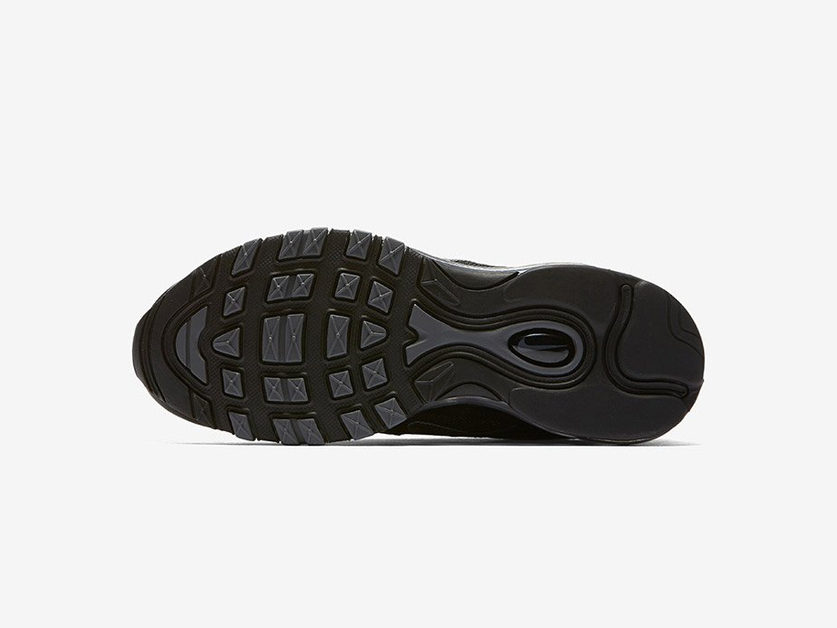 nike 97 triple black