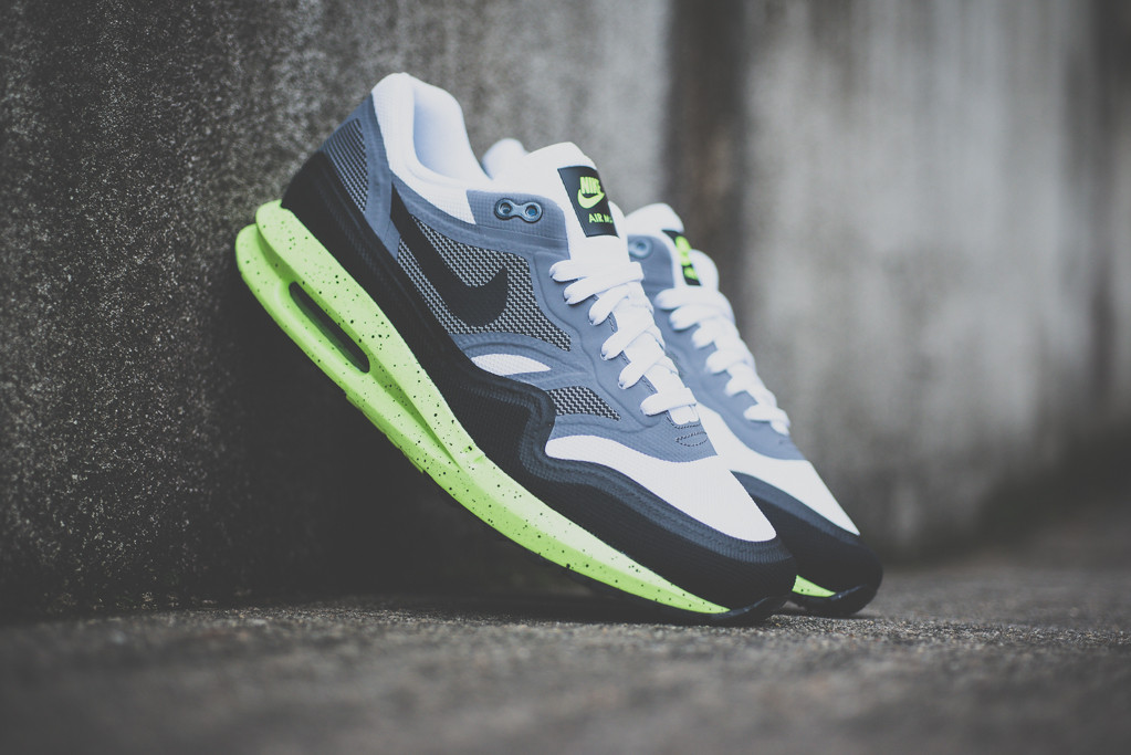volt air max 1