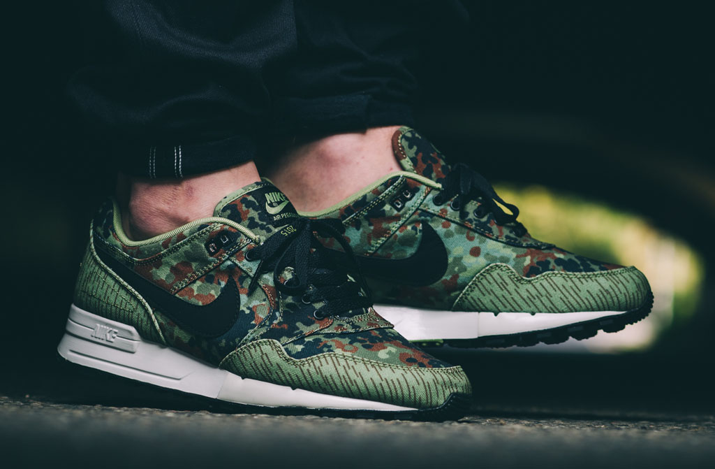 nike air pegasus 89 rainbow