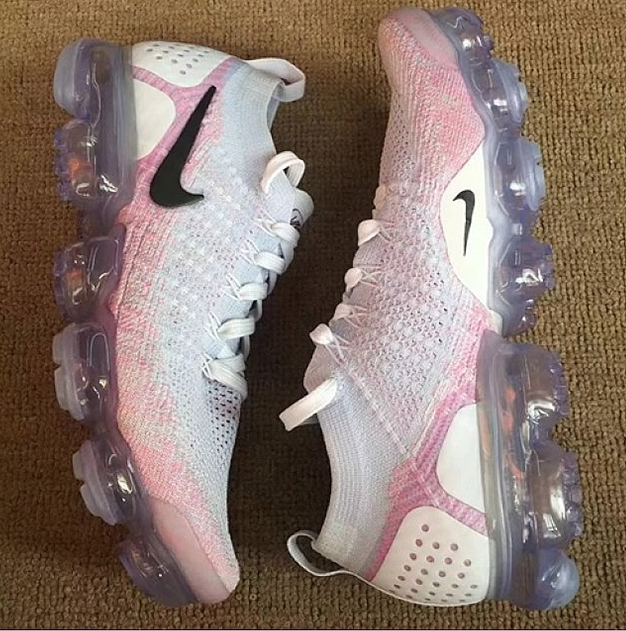 pink white vapormax