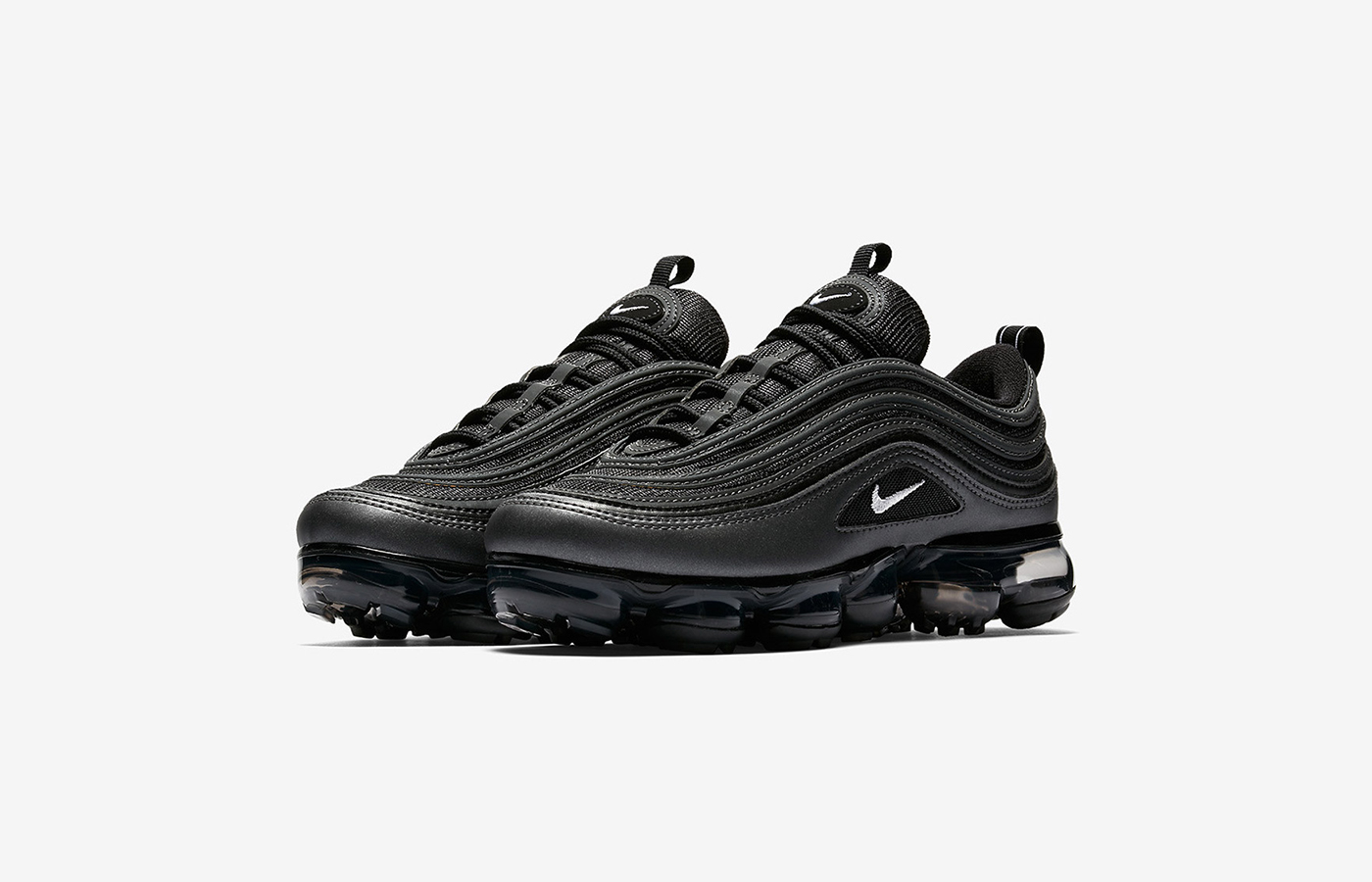 all black vapormax 97