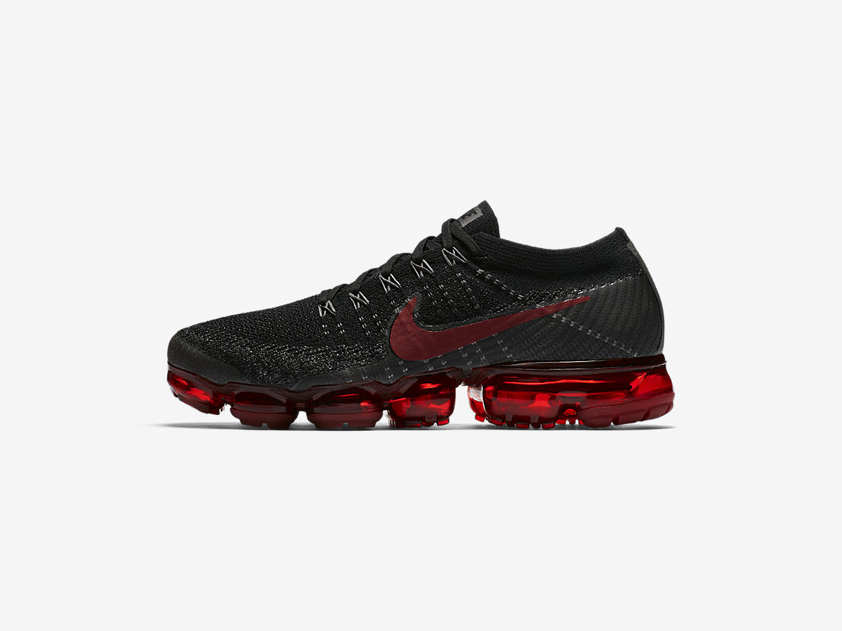 nike air vapormax black red