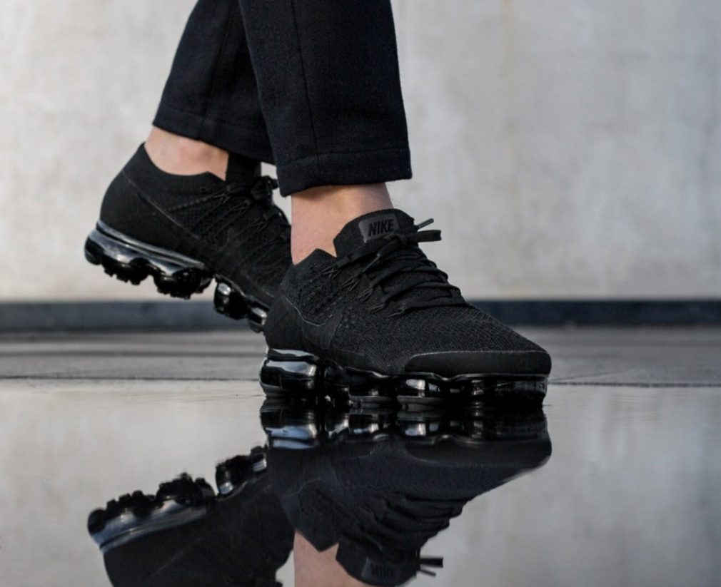 air vapormax black