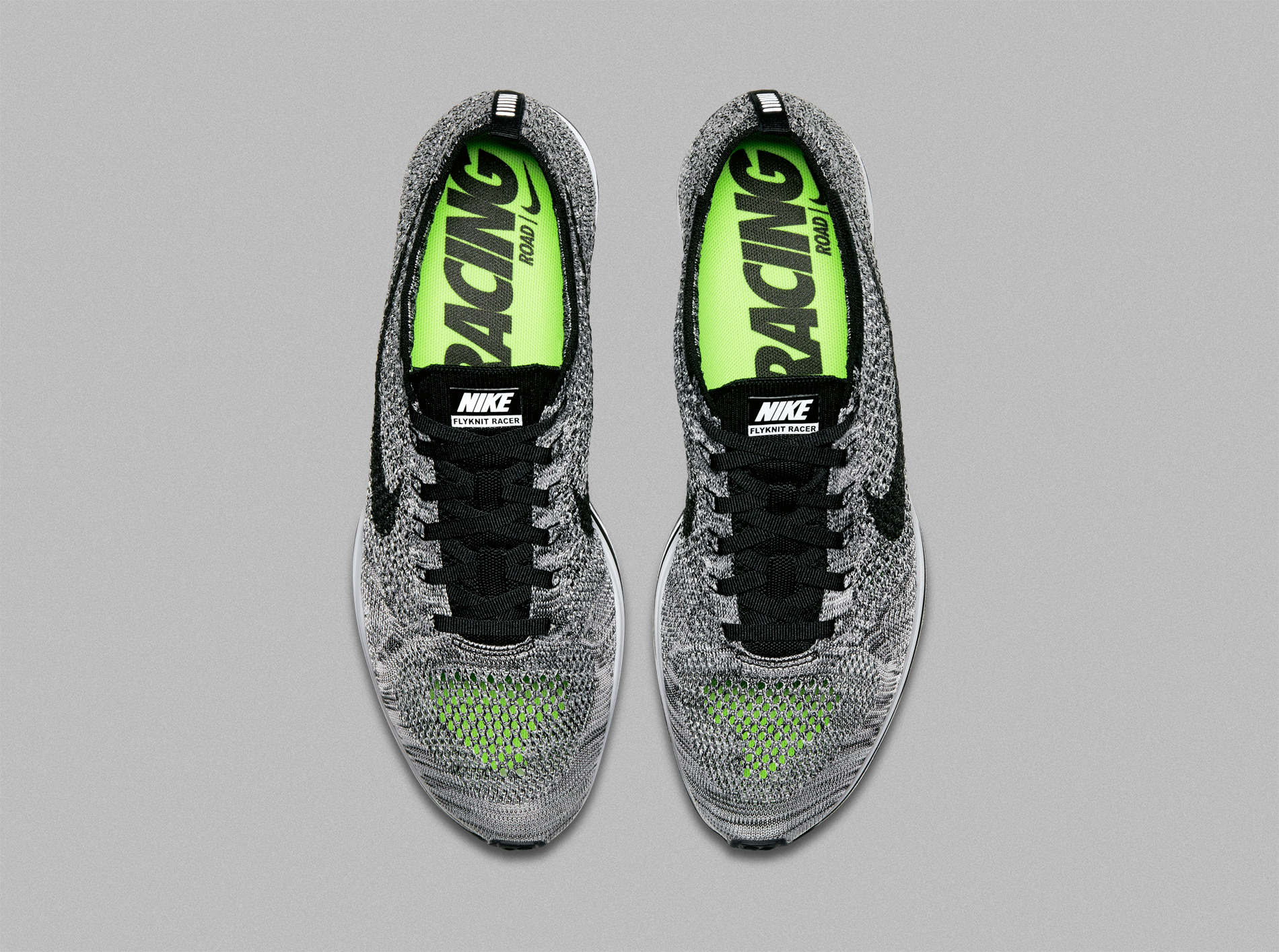 nike flyknit racer oreo volt