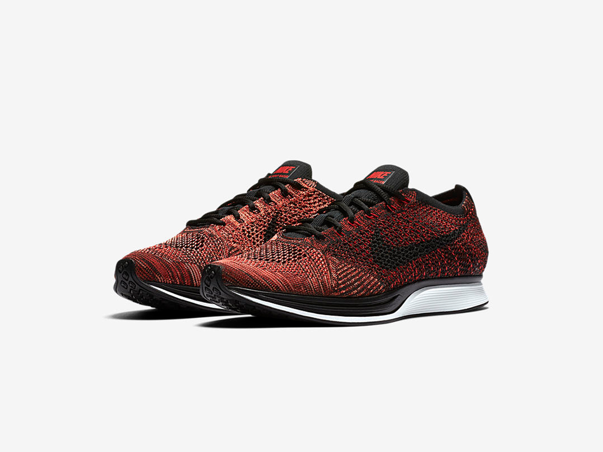 nike flyknit trainer red
