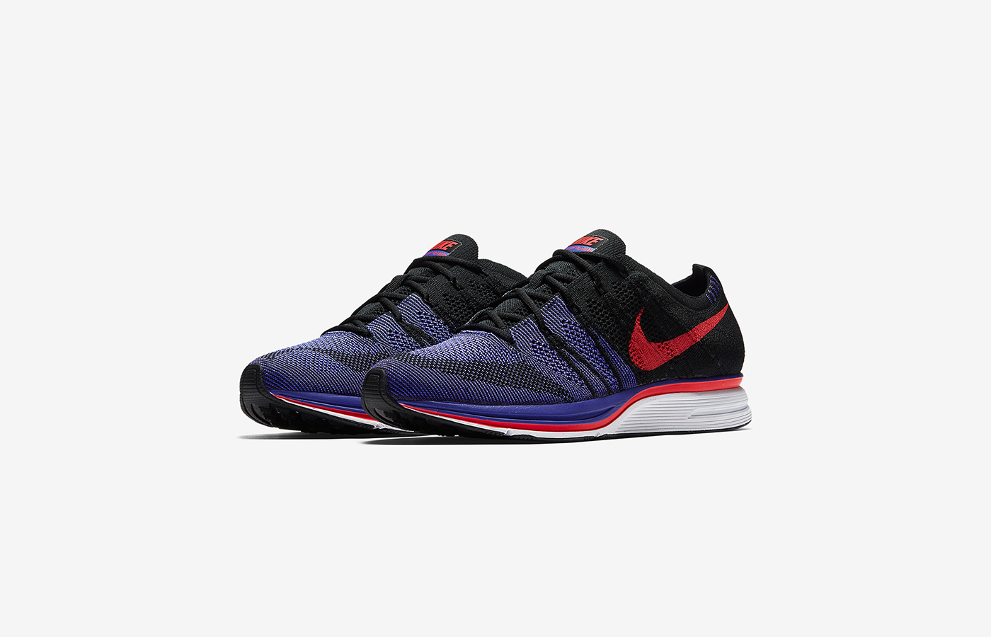 nike violet trainers