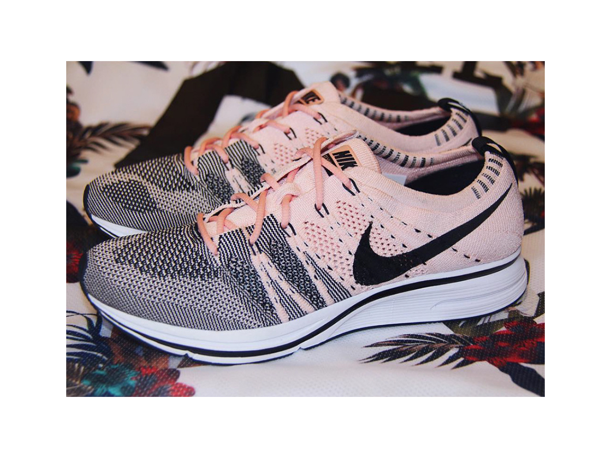 nike flyknit sunset tint