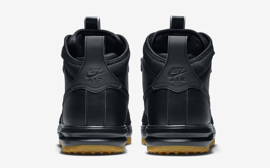nike duckboot 16