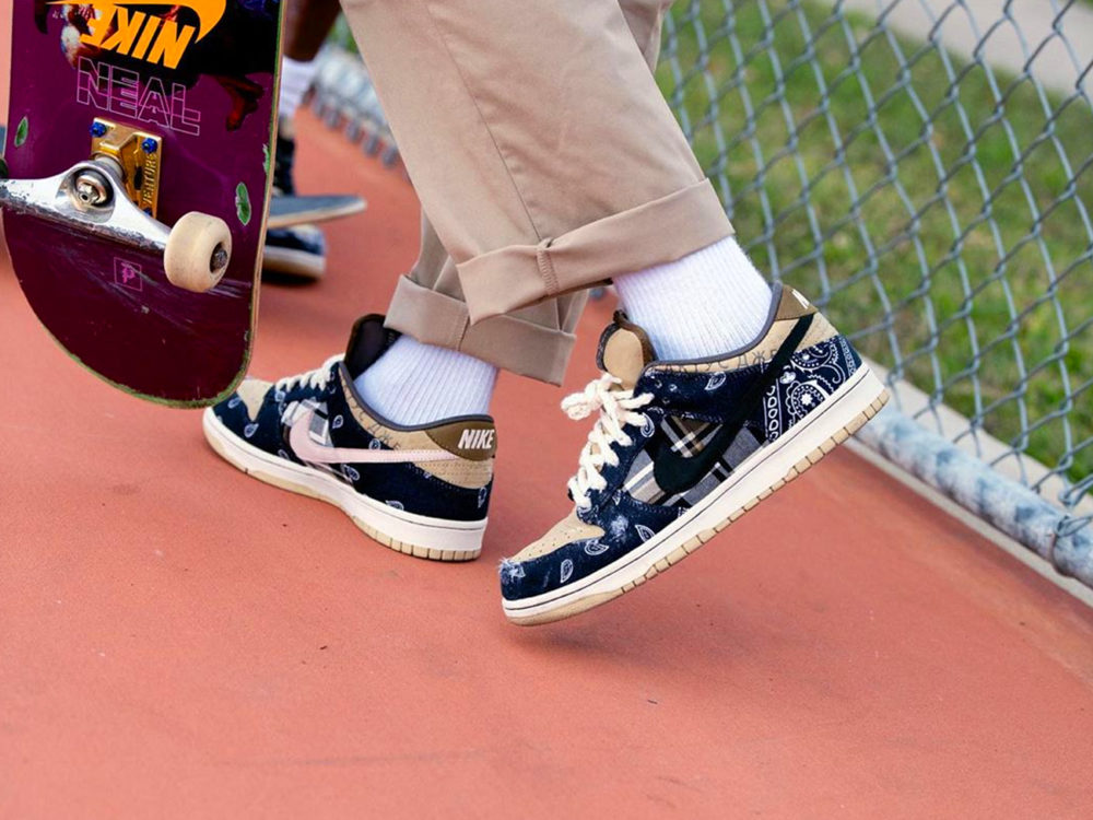 dunk low sb travis