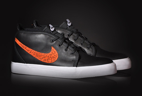 nike tekno leopard