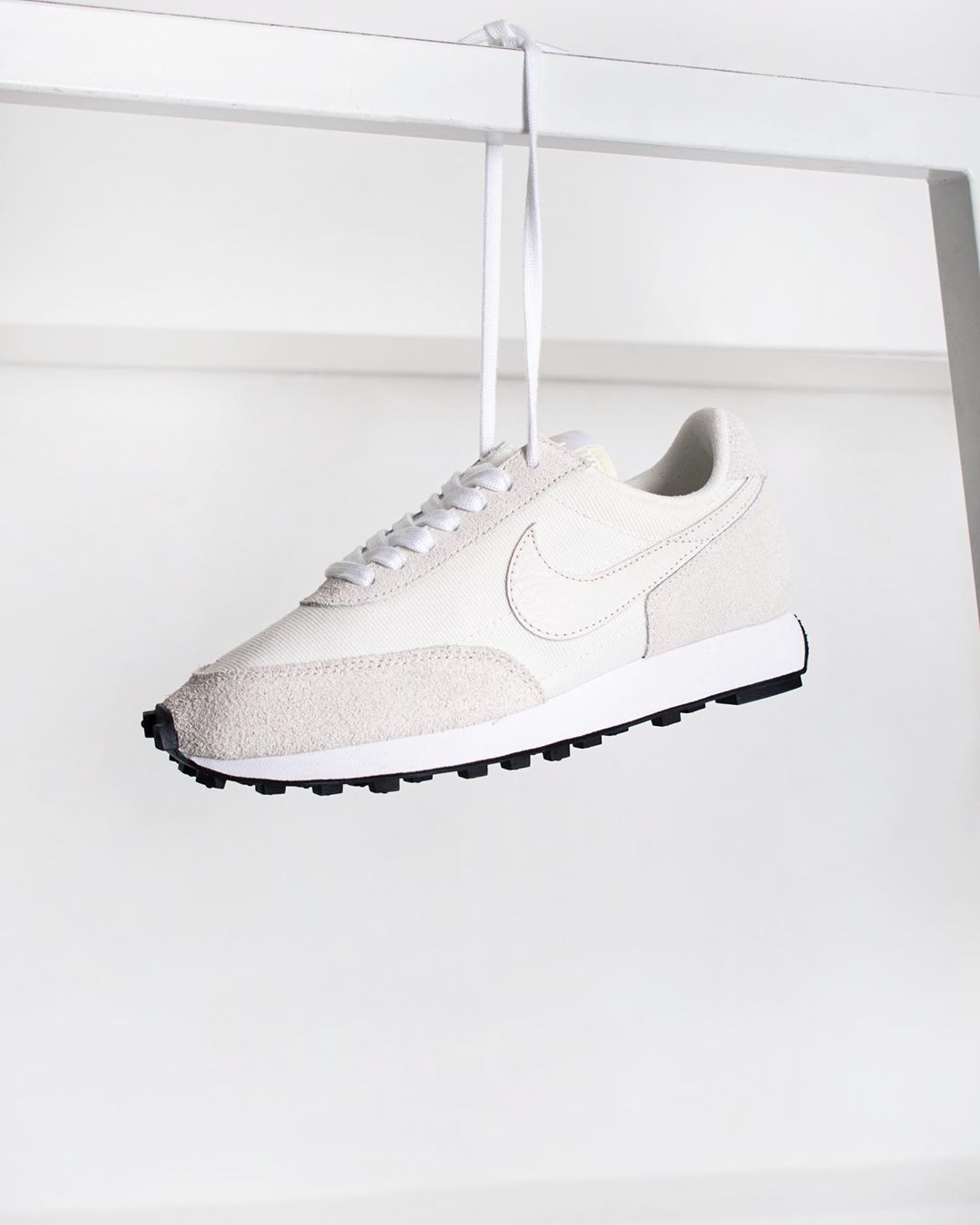 nike daybreak sail