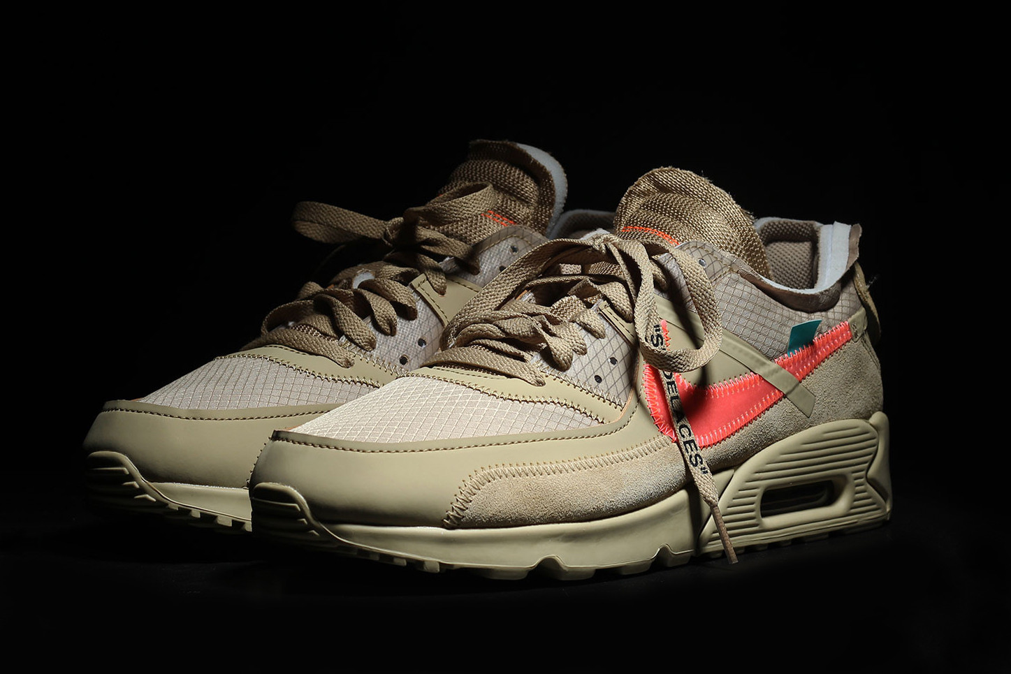 nike air max off white desert ore