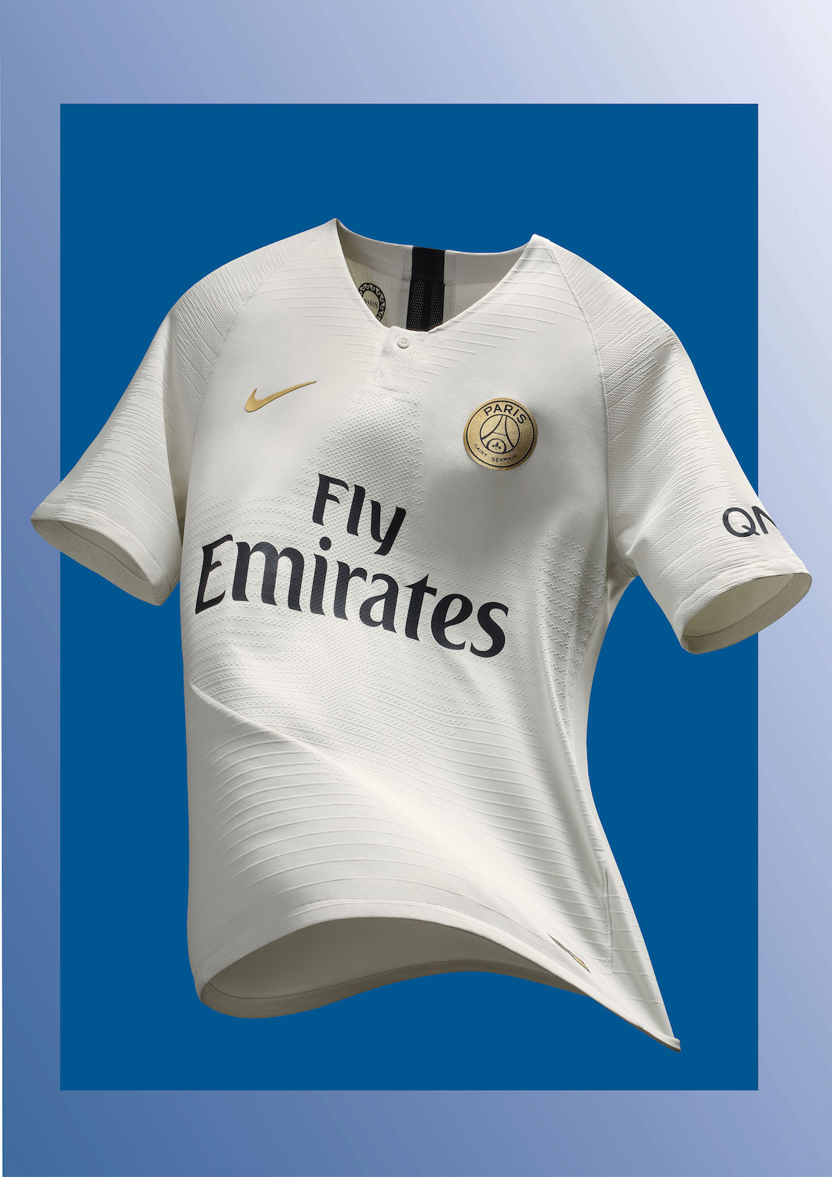 Nike présente le maillot away 2018-19 du Paris Saint ...