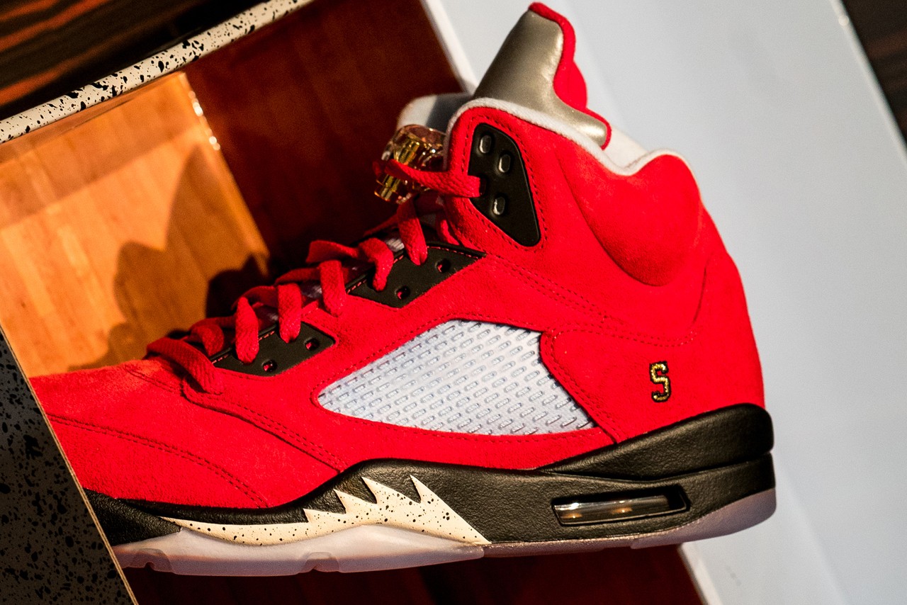 jordan v trophy