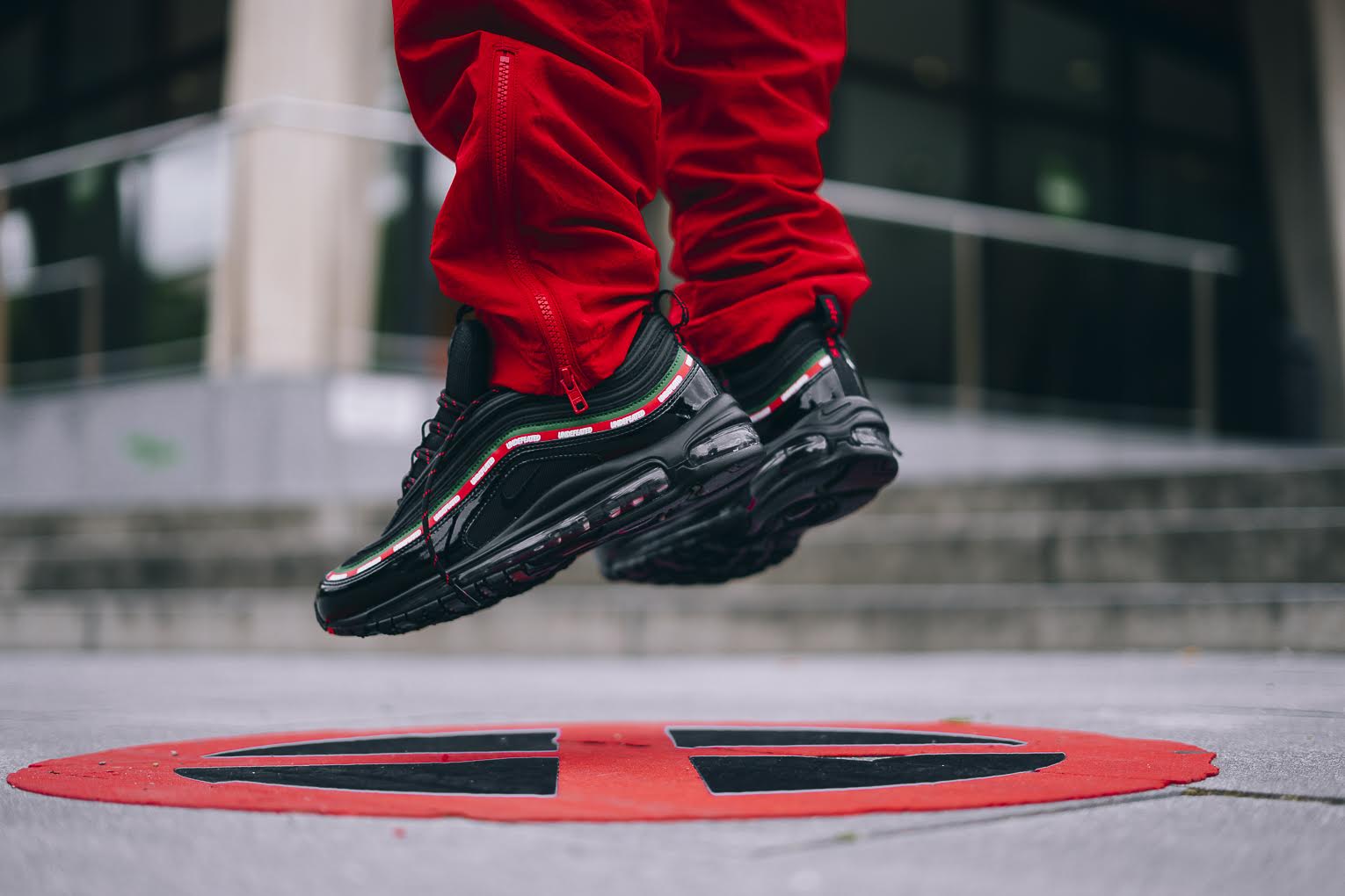 nike air max 97 undefeated black