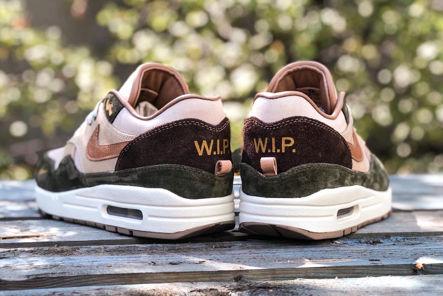 nike air max 1 premium carhartt wip